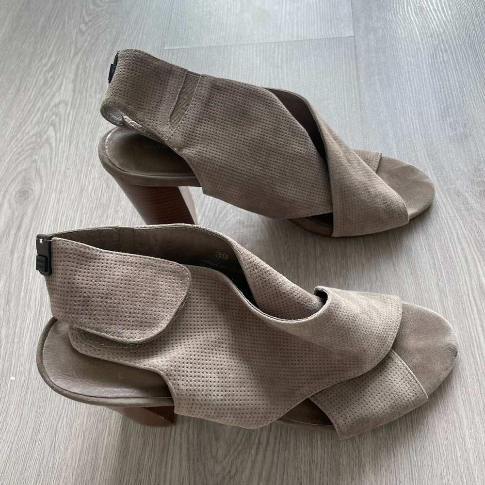 Rudsak Suede Leather Sandals - Taupe Chunky Heel
